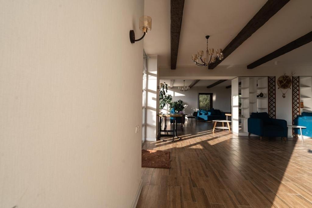Muras Hotel Каракол Екстер'єр фото