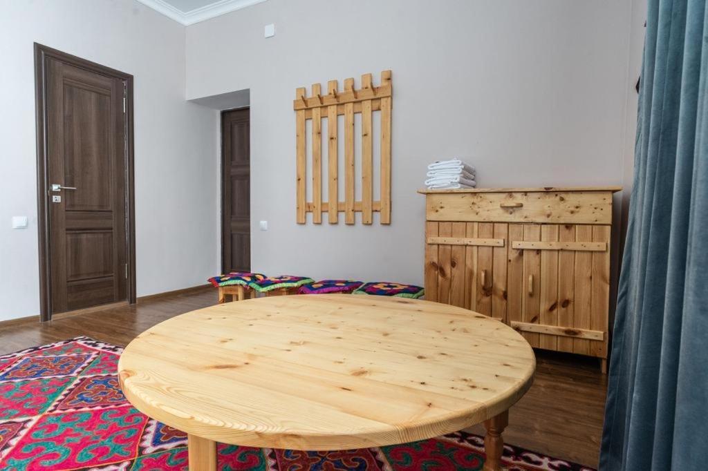 Muras Hotel Каракол Екстер'єр фото