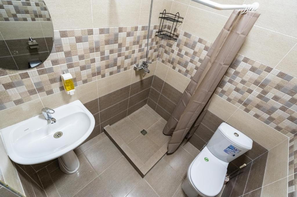 Muras Hotel Каракол Екстер'єр фото