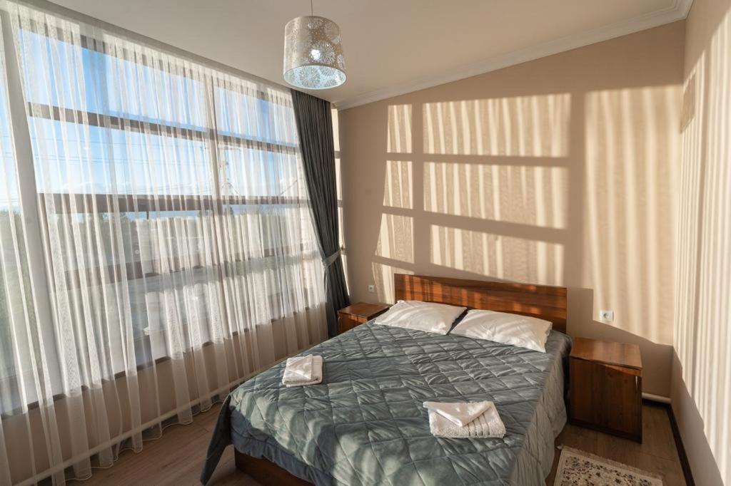 Muras Hotel Каракол Екстер'єр фото