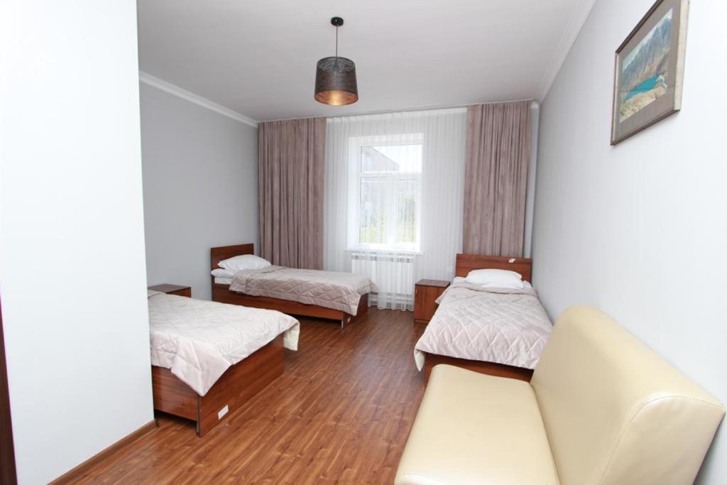 Muras Hotel Каракол Екстер'єр фото