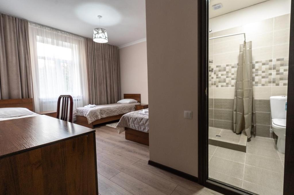 Muras Hotel Каракол Екстер'єр фото
